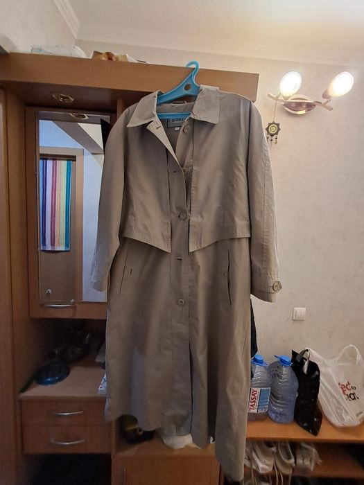 Продам плащ женский