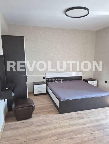 Дава се под наем Тристаен апартамент в Варна, м-т Траката - 120 кв.м за 698.19 € - Снимка #2