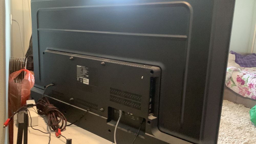 Телевизор  Смарт Philips 7600 series