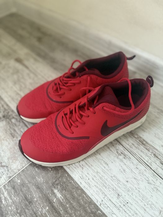 Маратонки Nike 39 номер