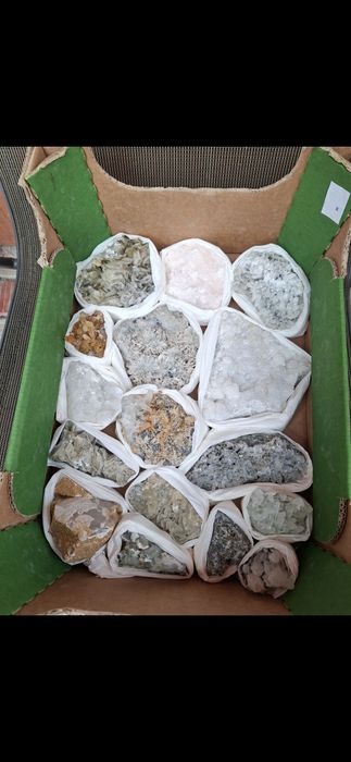 Cutii cu Minerale ( Terapie)