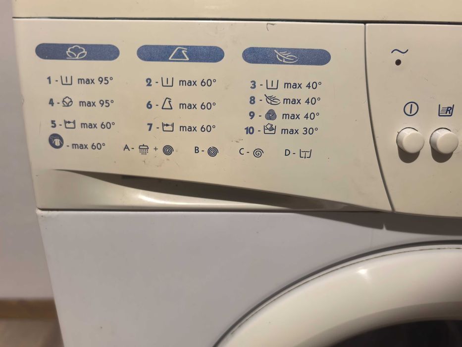 Пералня whirpoll работеща