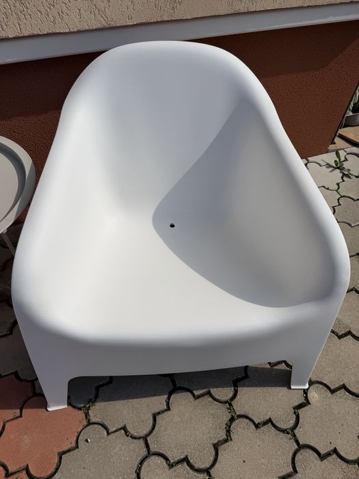 Fotolii exterior Ikea Skarpo
