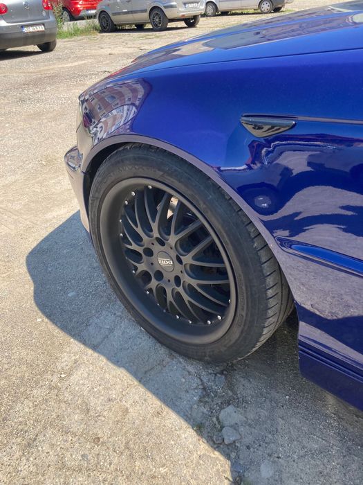 Vând jante R17 cu anvelope 225/45 R17