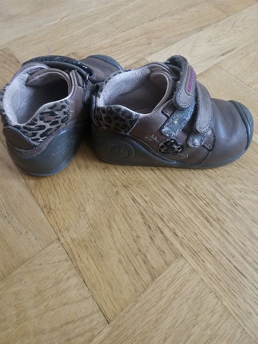 Biomecanics затворени обувки