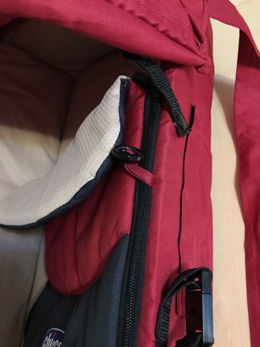 Продам или сдам напрокат переноску Chicco