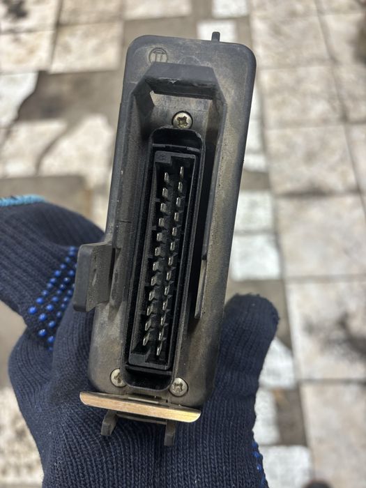 Продам эбу ауди с3 1.8