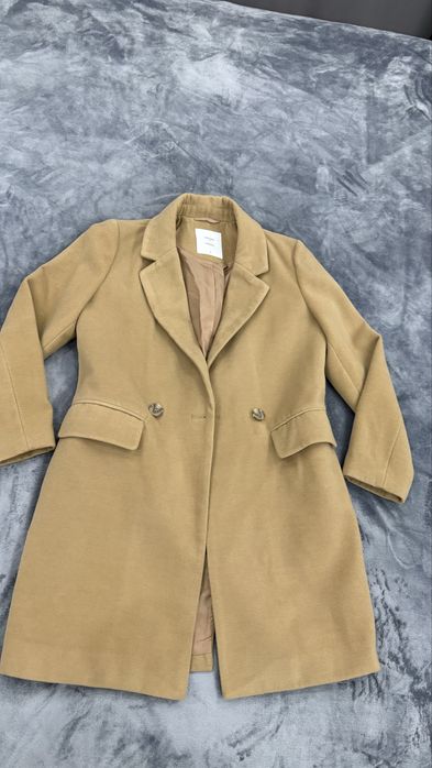 Стилно дамско палто в карамелено кафяво