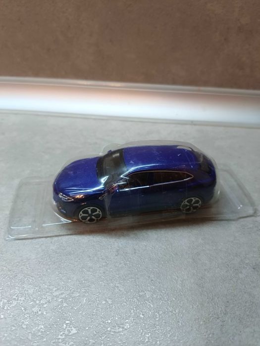 Bmw Shell, Lamborghini Maisto