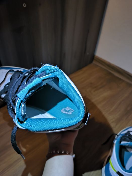 Adidași Nike Jordan 1