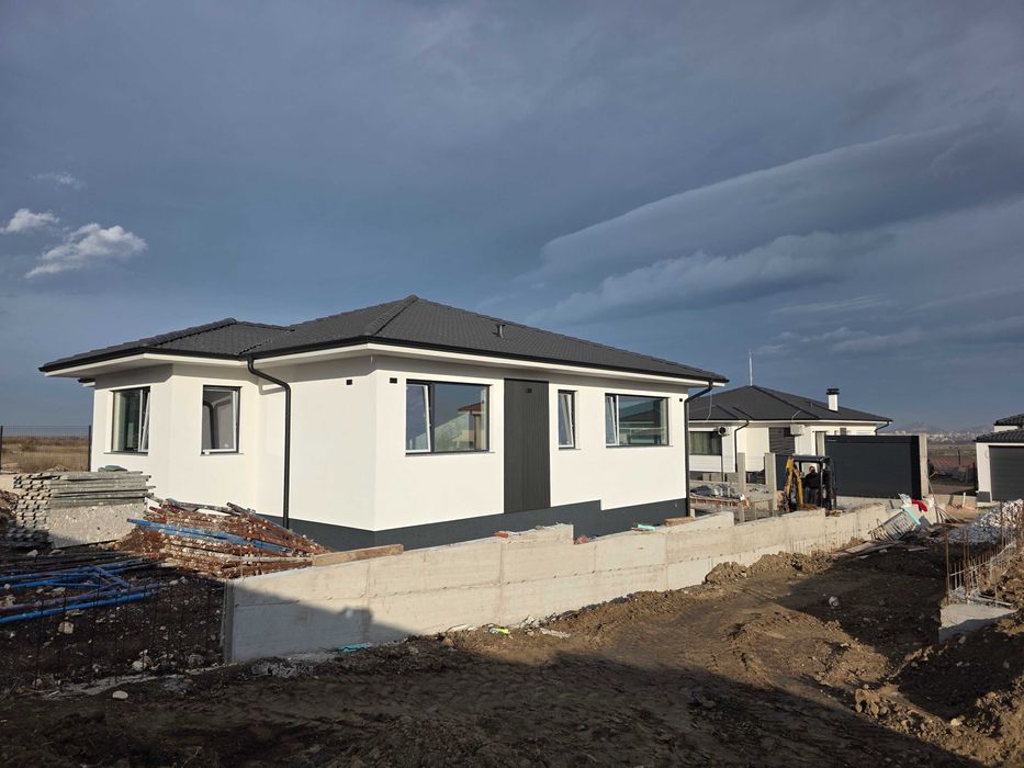 ТОП нова къща с.Белащица