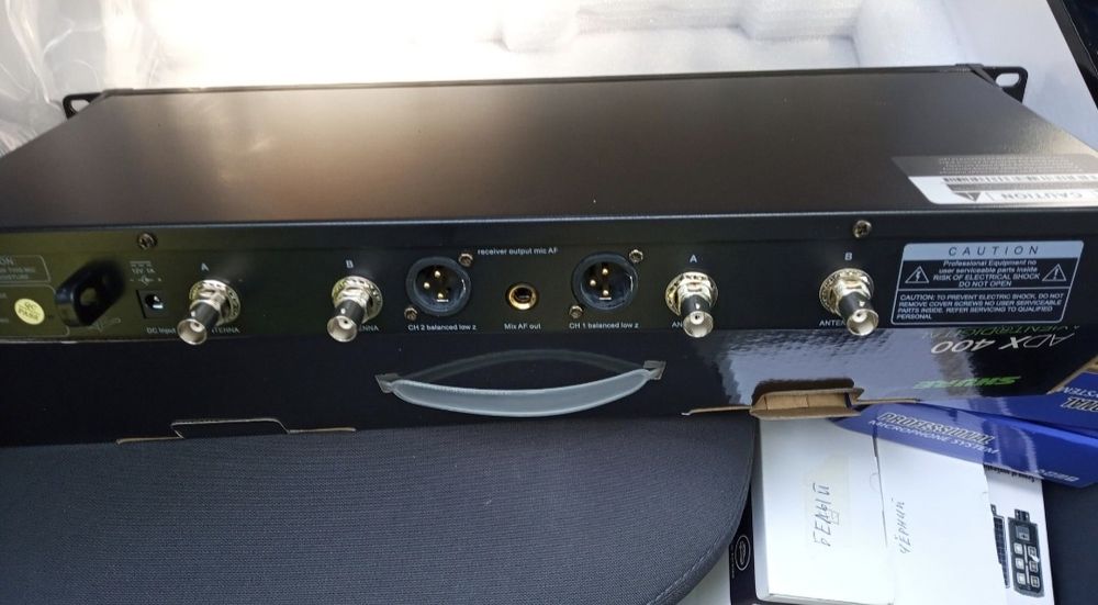 Микрофон SHURE ADX 400 профессиональный вокальный микрофон в Ташкенте!