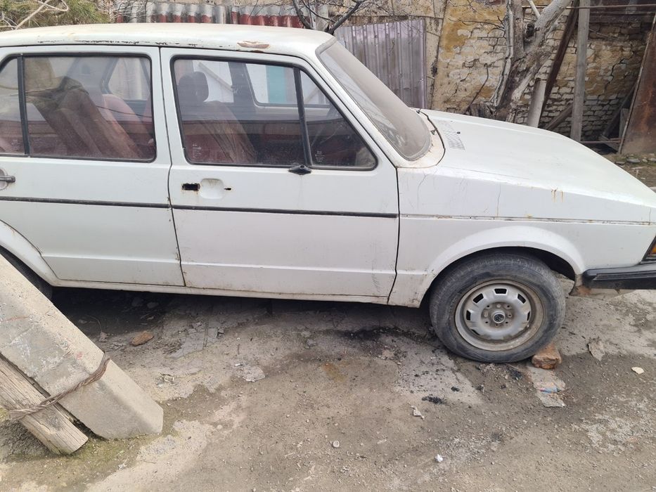 Продам на запчасти Фольц Ваген Джетта 1 ,1981 г.