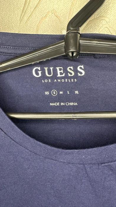Футболка женская Guess