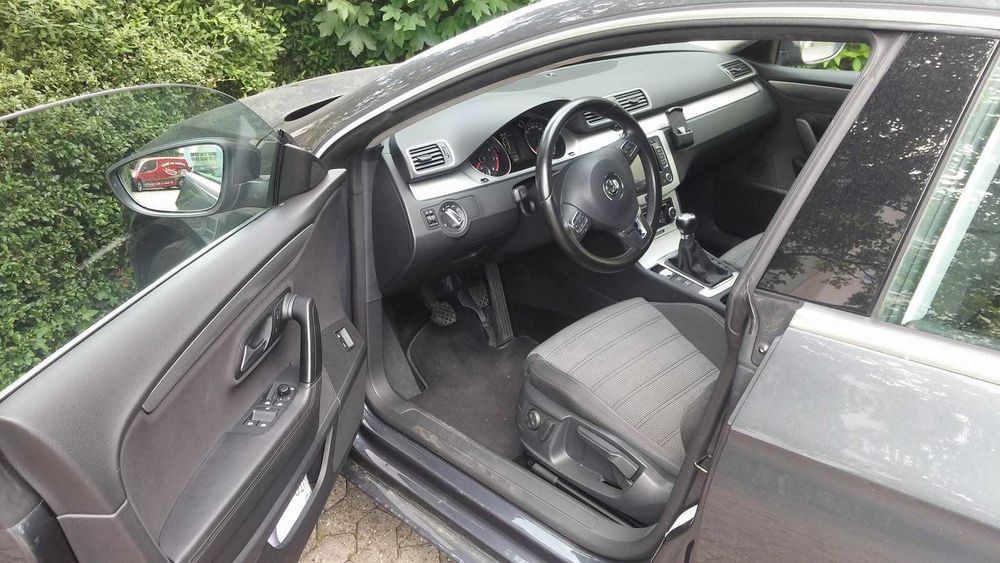 Passat cc an 12 .2010