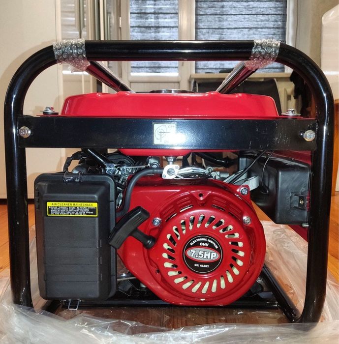 Бензиновый генератор