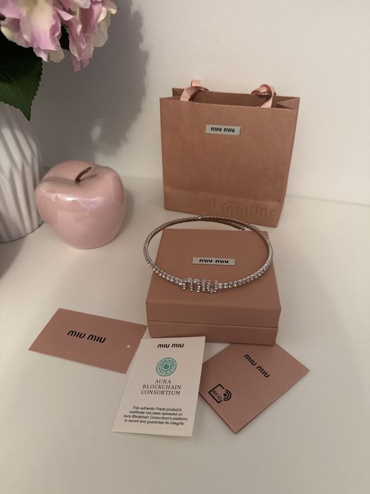 Colier Miu Miu superb