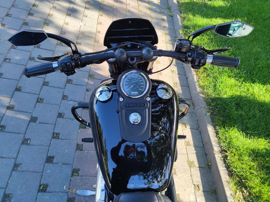Harley Davidson Dyna Super Glide Custom