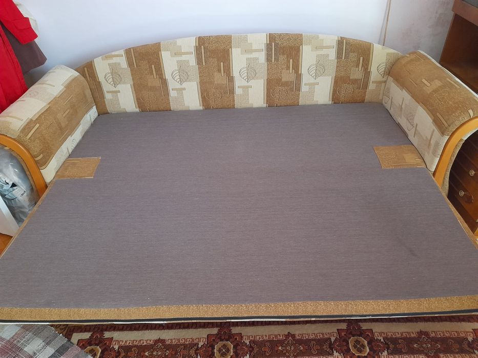 Canapea extensibila