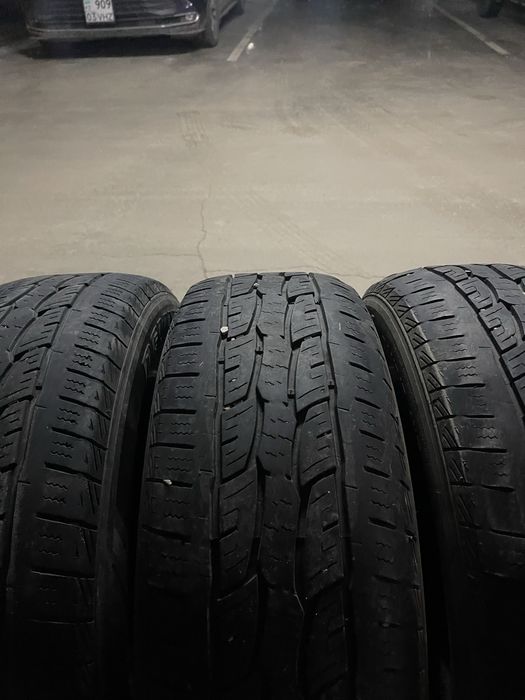 Продам летние шины 235/65/17