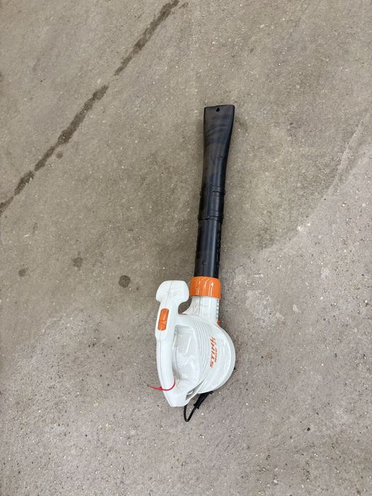 Електрическа духалка STIHL BGE 71 – 1100W, отлично състояние