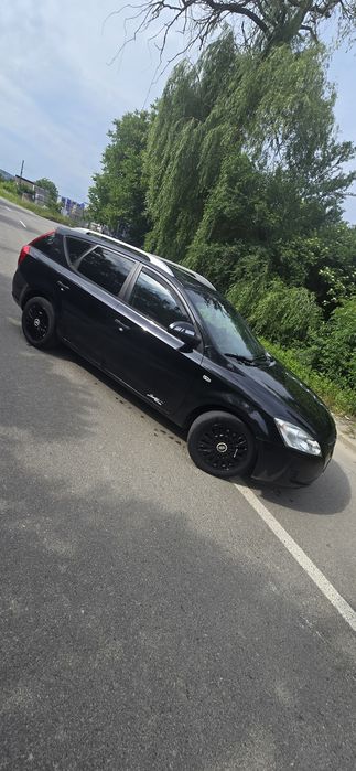 Vand Kia Cee'd !!