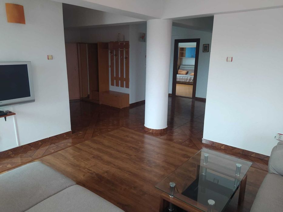 3 camere Apartament de inchiriat
