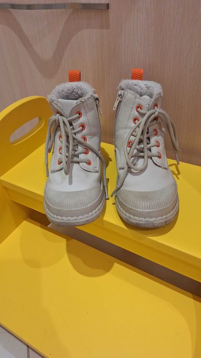 Детски боти за момиче