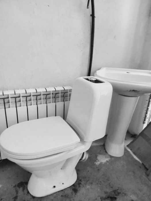 Раковина и унитаз