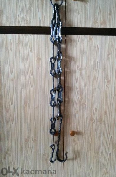 Автентична верига за огнище от ковано желязо става за декорация на мех