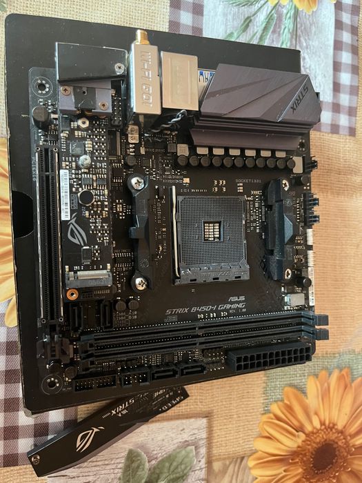 Placa de baza Asus Rog B450 ITX