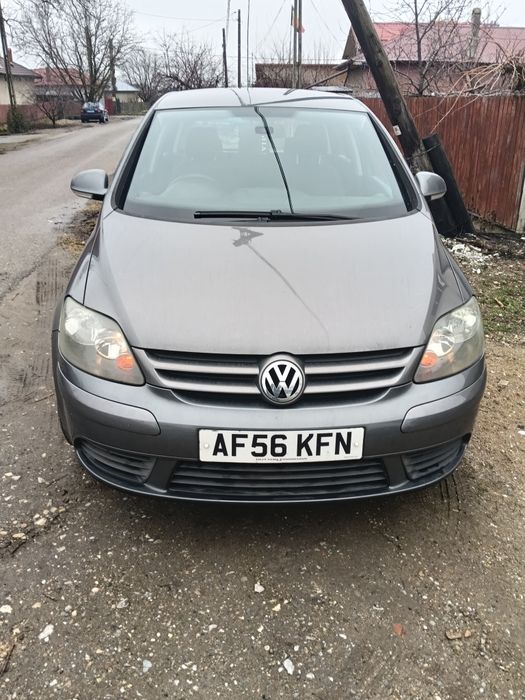 Vând wv Touran și wv golf plus