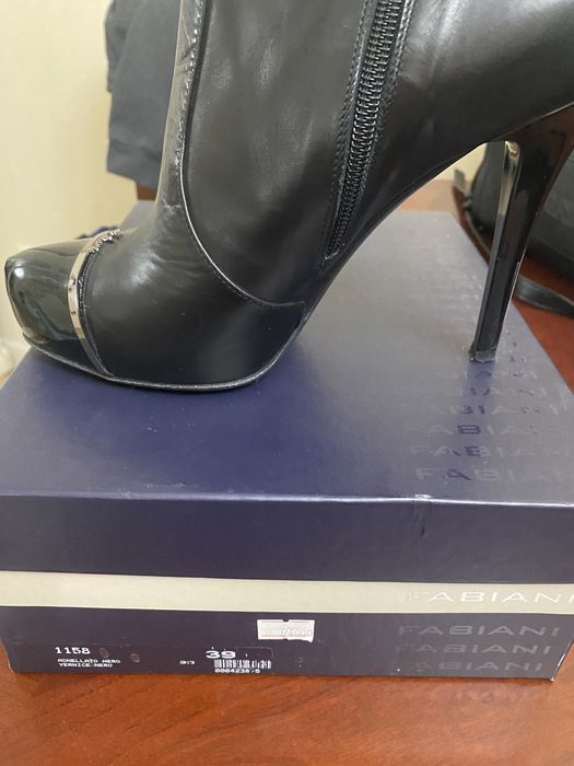 Продам ботильоны в очень хорошем состоянии