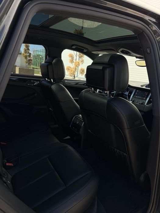 Porsche Macan 2.0 TFSI 252cp 2018 automat 4x4