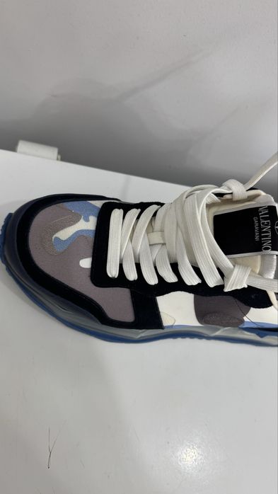 Стильные Кросы от Valentino 42р