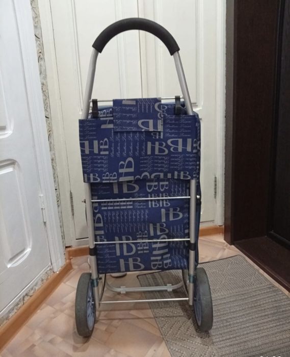Продам тележку .