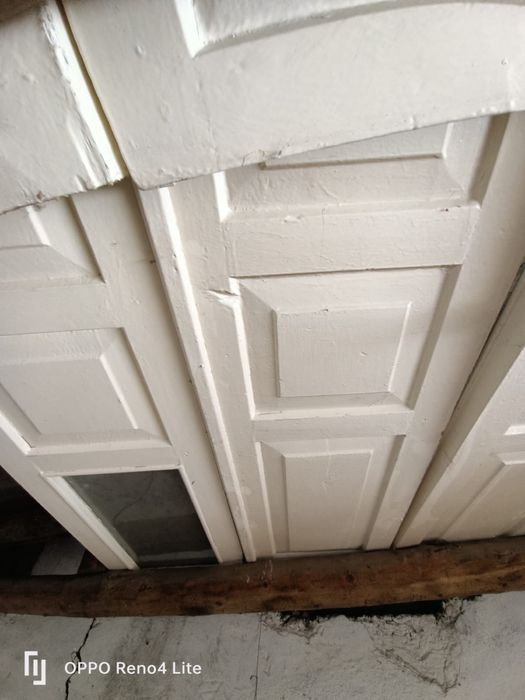 Продам двери в хорошем состоянии