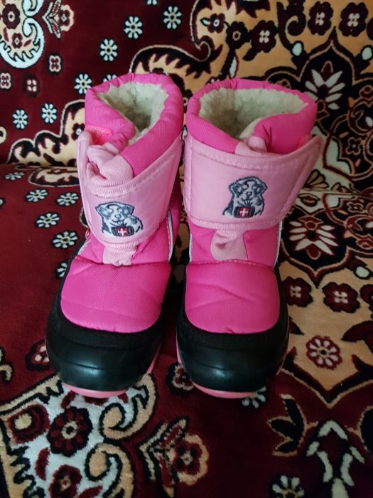 Продаю обувь зимнюю