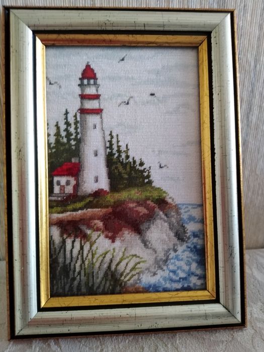 Продавам нови и шия малки Гоблени подходящи за подарък