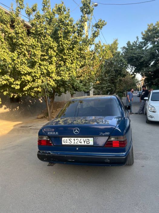 Mersedes 124 aftamat arendaga beriladi
