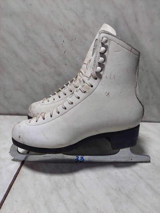 Patine gheata 33 patinaj artistic   marime 36   ( 23,5  cm)