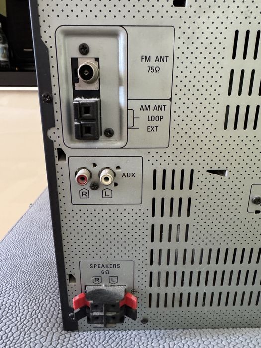 Panasonic SA-AK15 CD стерео уредба с 5 CD чейнджър и оригинални колони