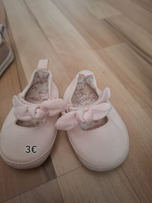 Бебешки буйки и обувки