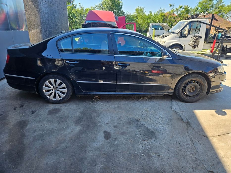 Kit R Line vw Passat B6 Lip Bara fata Spate Praguri culoare negru LC9X Sedan Berlina