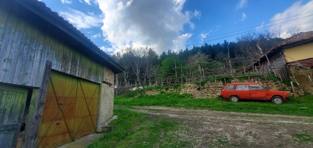 Продава се Къща в с. Янково, Област Шумен - 1500 кв.м за 11 €/кв.м - Снимка #14