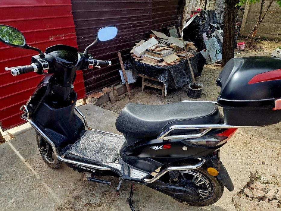Scuter Electric RK5 – Baterie LITIU – Doar 1383 km