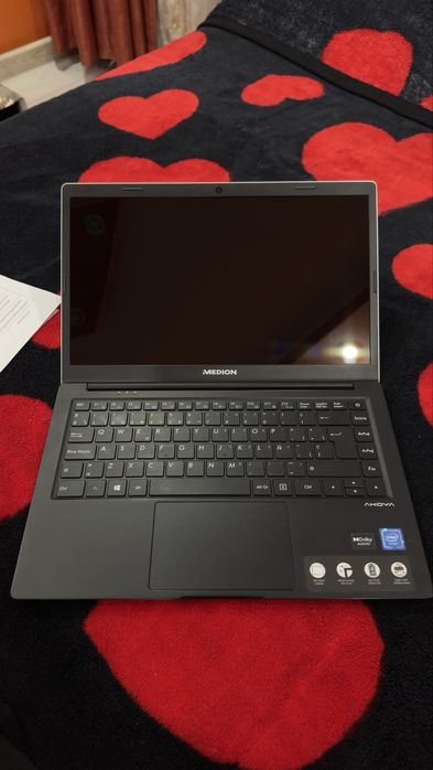 Laptop Ultraportabil medion akoya e4251