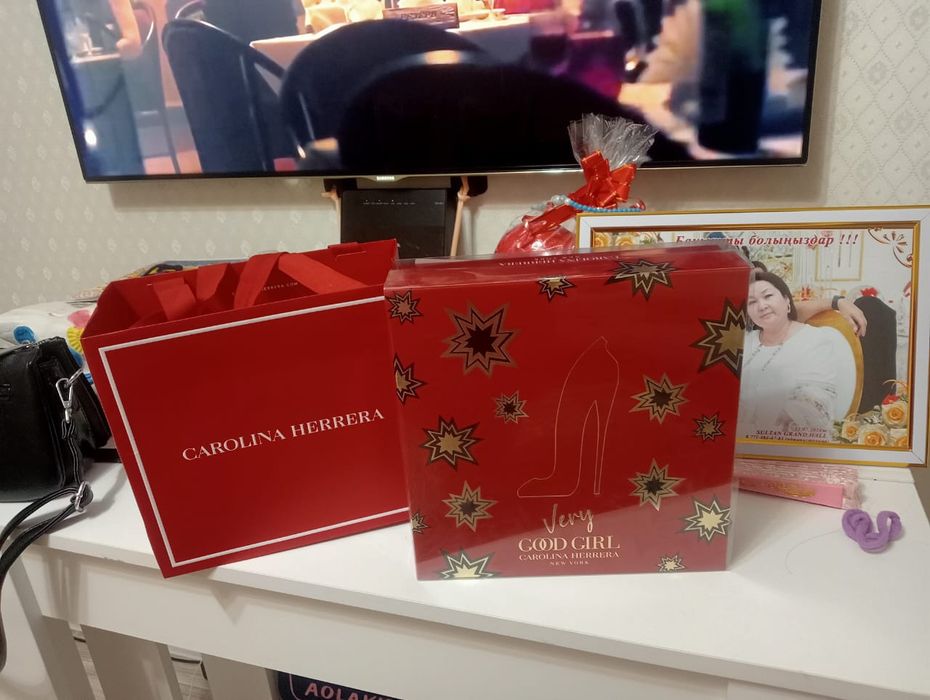 Продам порфюм в наборе.