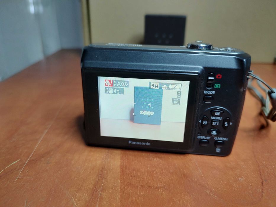 Aparat foto digital Panasonic DMC-LS80  negru