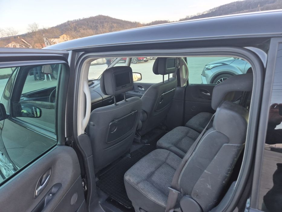 Renault Espace 2.0 tdci 7 locuri